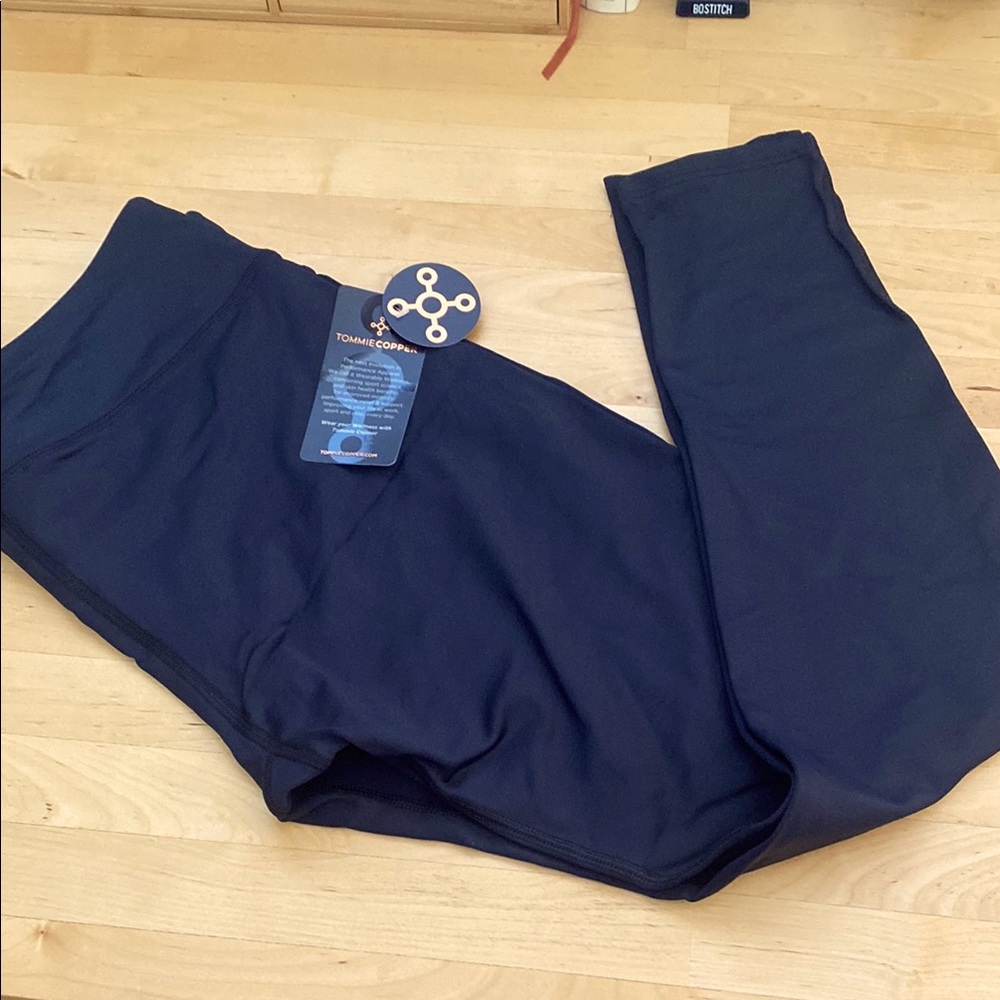 NWT Tommie Copper Core Compression Leggings - Size L - Black